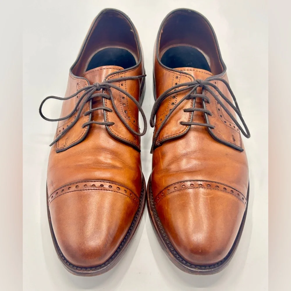 Allen Edmonds Clifton Walnut Brown Leather, Men’s 9.5 D, good condition